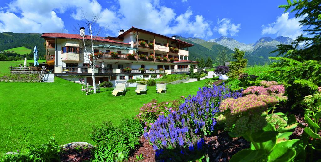 Berghotel Johanneshof Anterselva di Mezzo Exterior photo