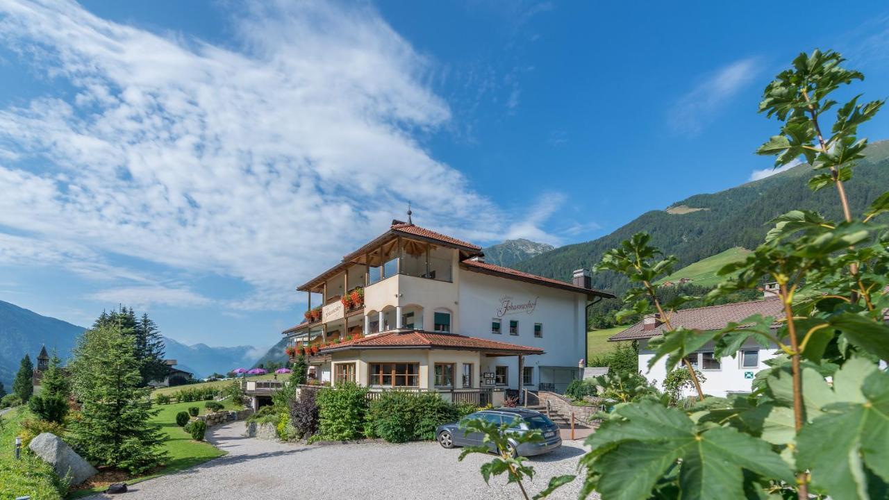 Berghotel Johanneshof Anterselva di Mezzo Exterior photo