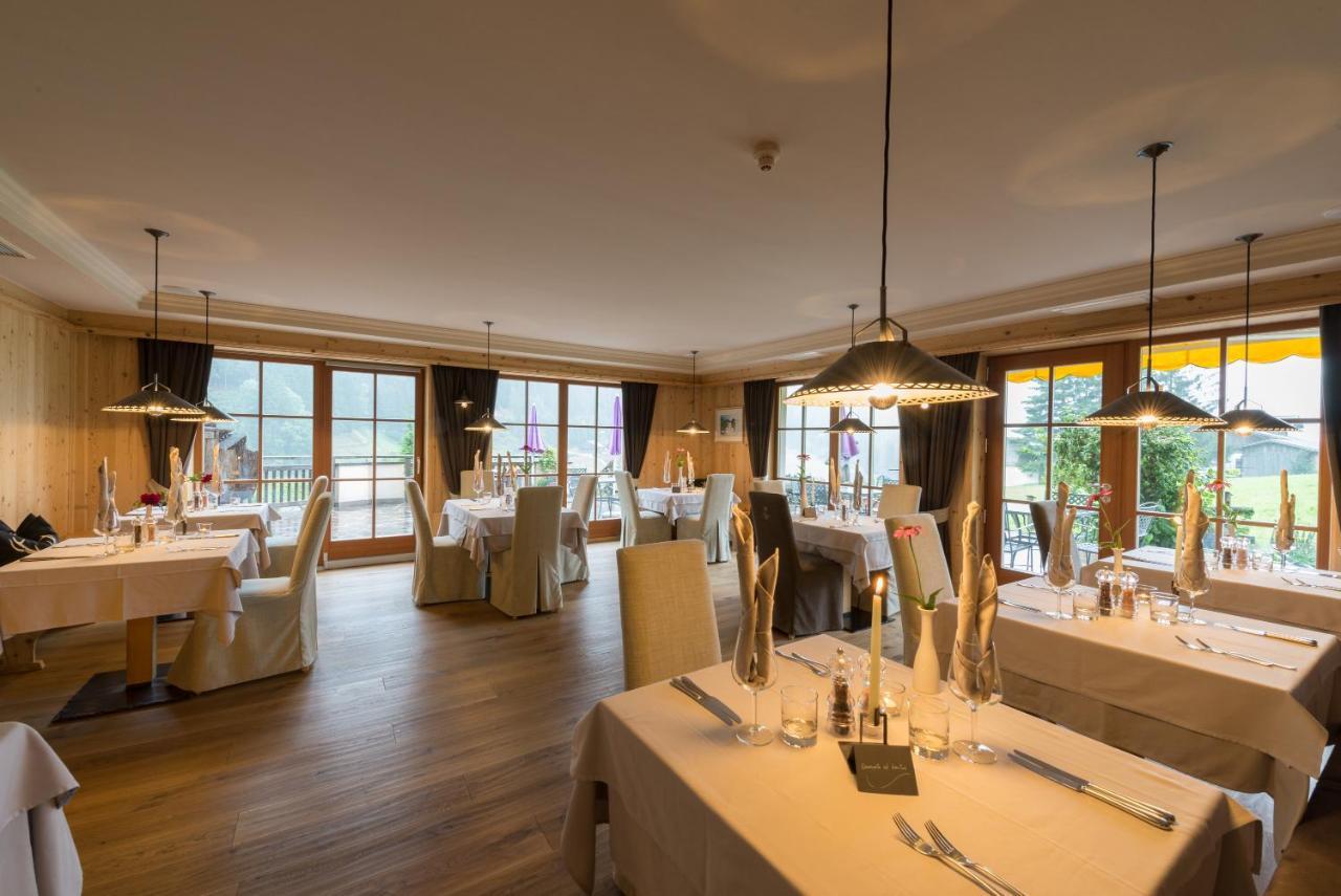 Berghotel Johanneshof Anterselva di Mezzo Exterior photo